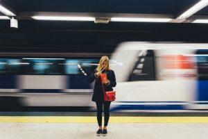 lady using public transport in madrid