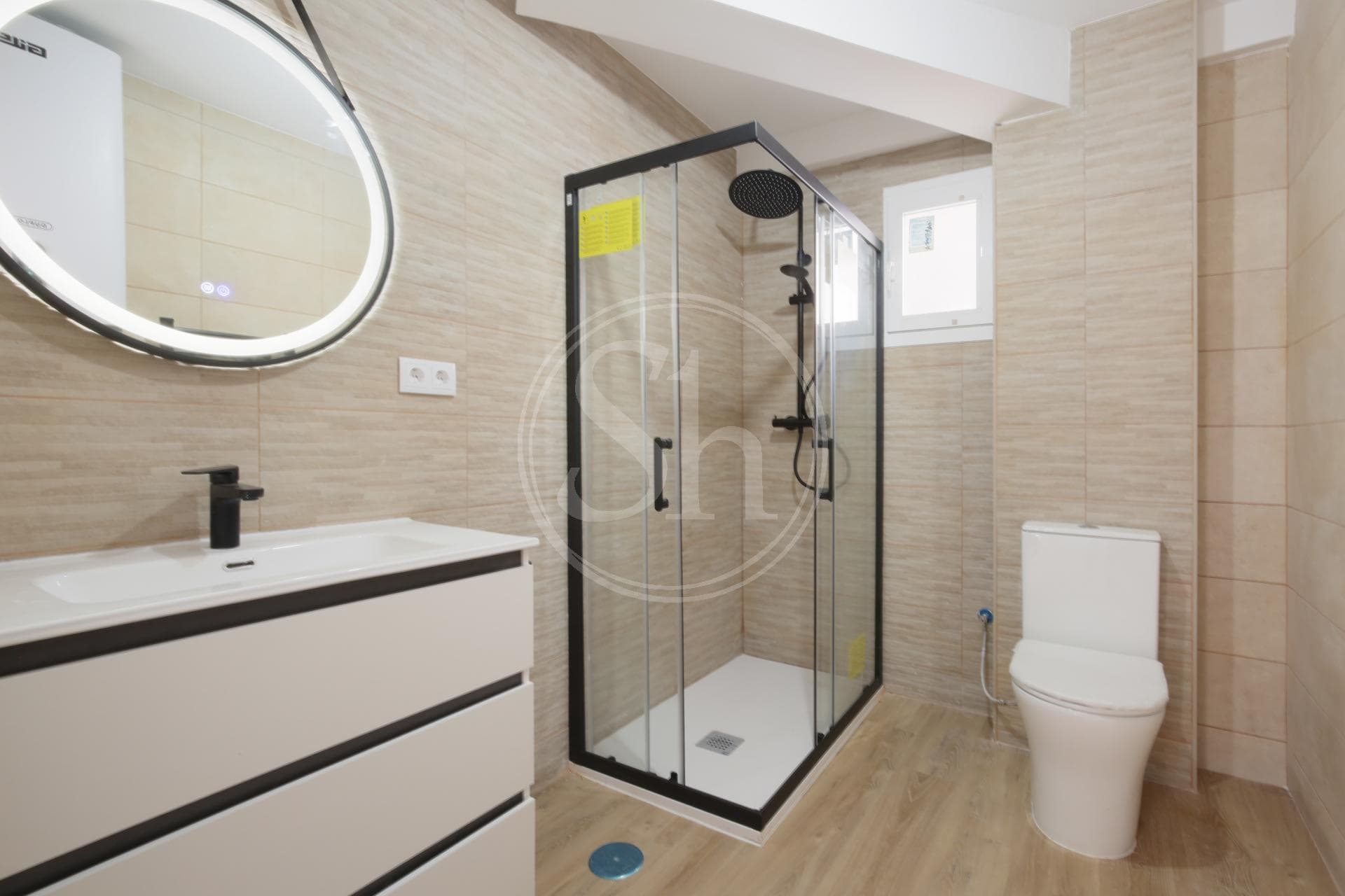 property_image_12